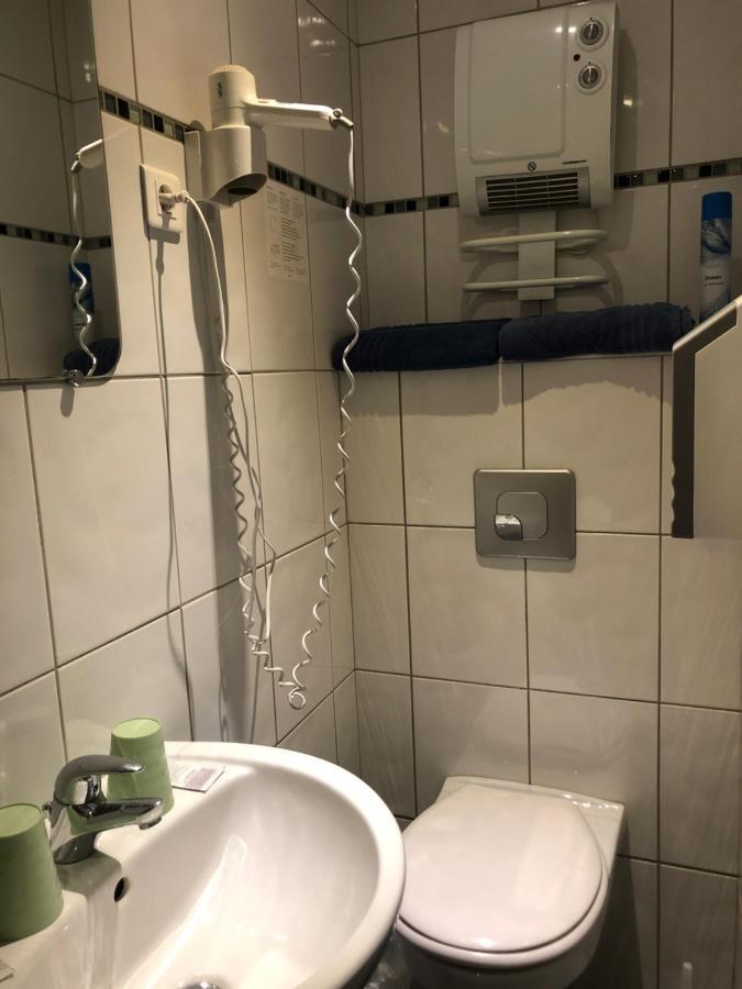Residence Cosyade Equipee D'Un Parking Prive Gratuit Bourbourg Buitenkant foto