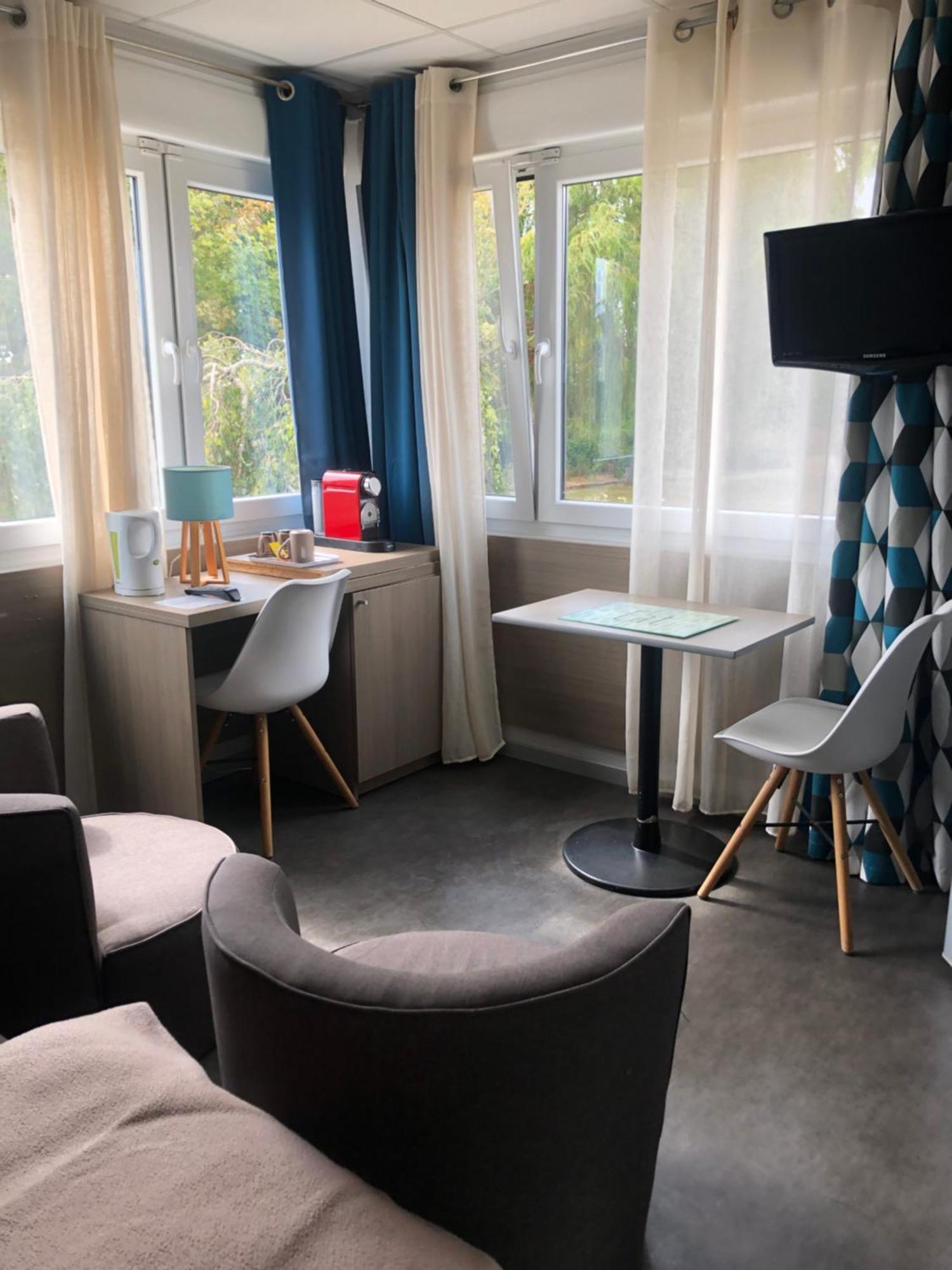 Residence Cosyade Equipee D'Un Parking Prive Gratuit Bourbourg Buitenkant foto