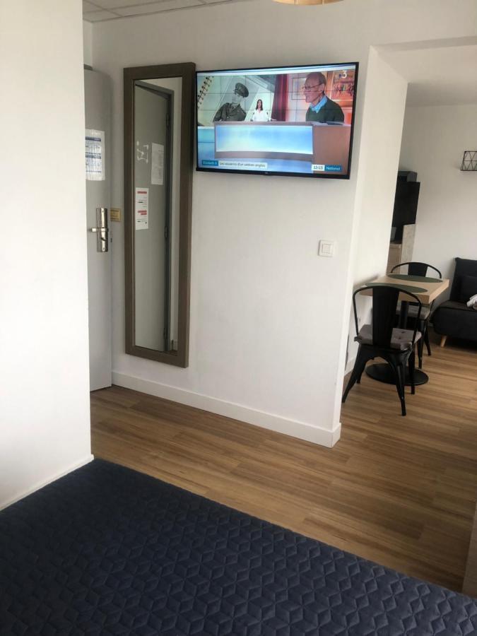 Residence Cosyade Equipee D'Un Parking Prive Gratuit Bourbourg Buitenkant foto