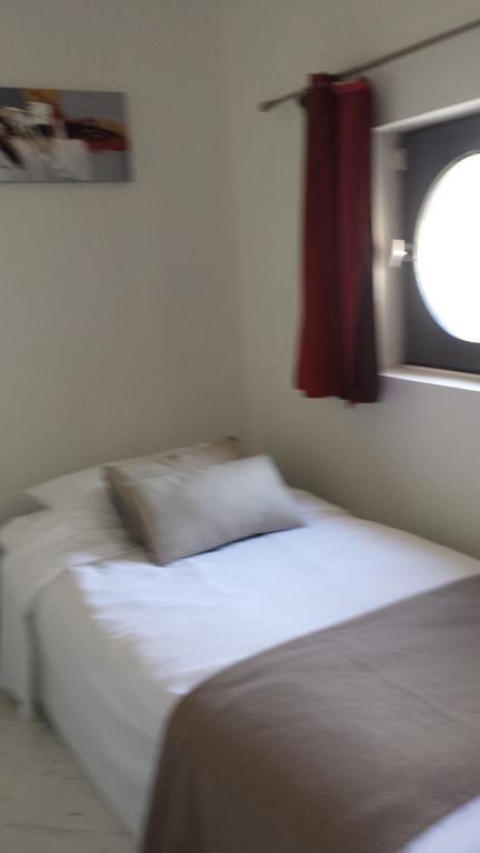 Residence Cosyade Equipee D'Un Parking Prive Gratuit Bourbourg Buitenkant foto